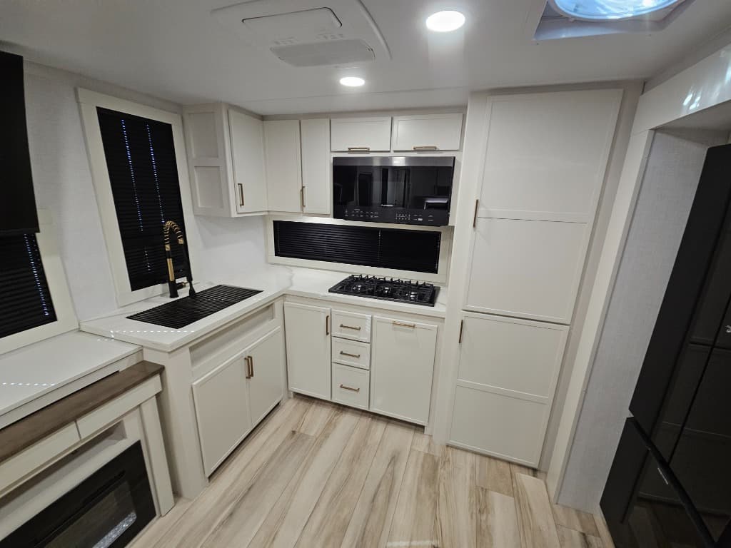 2026 Brinkley RV 2026 Brinkley RV Model I - thumbnail 14