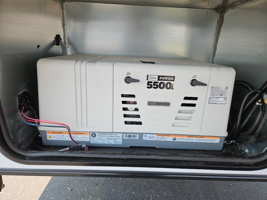 2025 Keystone RV 2025 Keystone RV Raptor Carbon Series - thumbnail 10