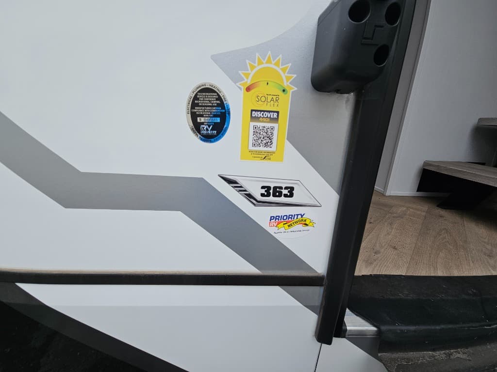 2025 Keystone RV 2025 Keystone RV Raptor Carbon Series - thumbnail 32