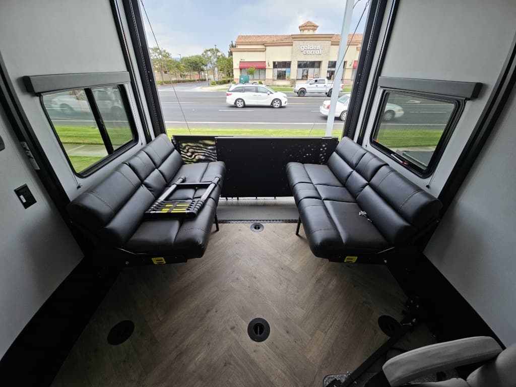 2025 Keystone RV 2025 Keystone RV Raptor Carbon Series - thumbnail 37