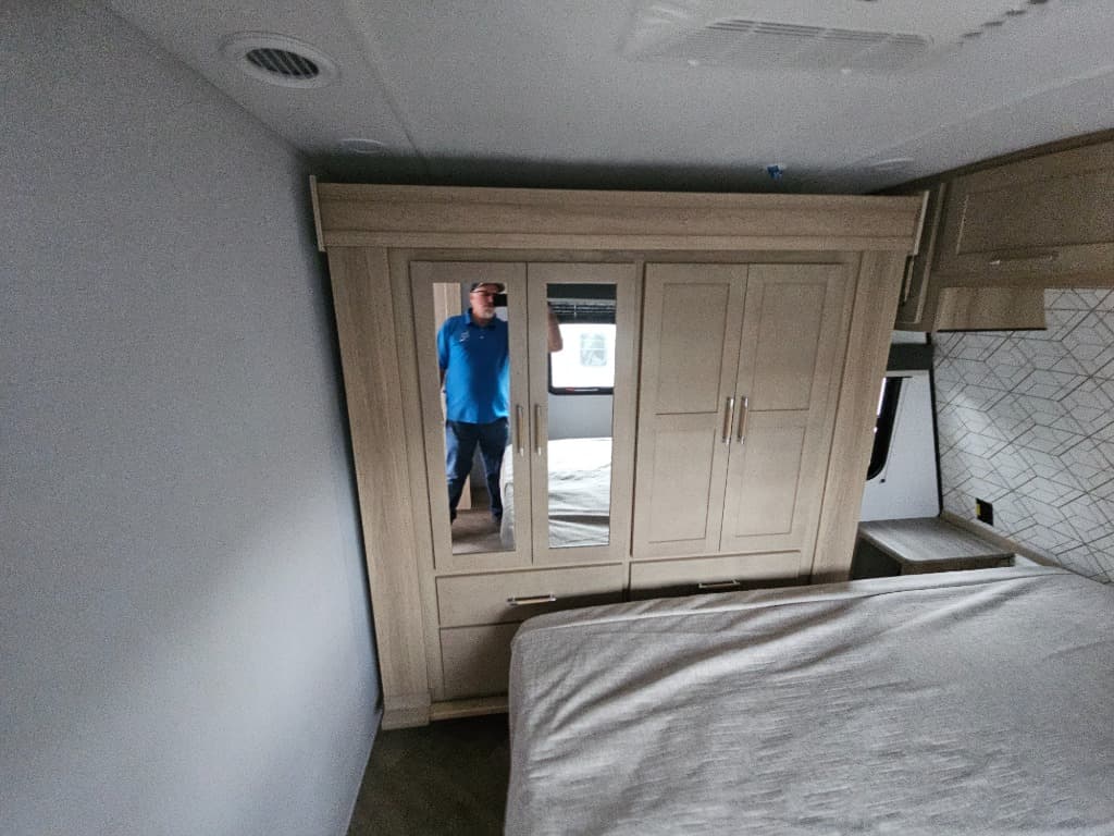 2025 Keystone RV 2025 Keystone RV Raptor Carbon Series - thumbnail 48