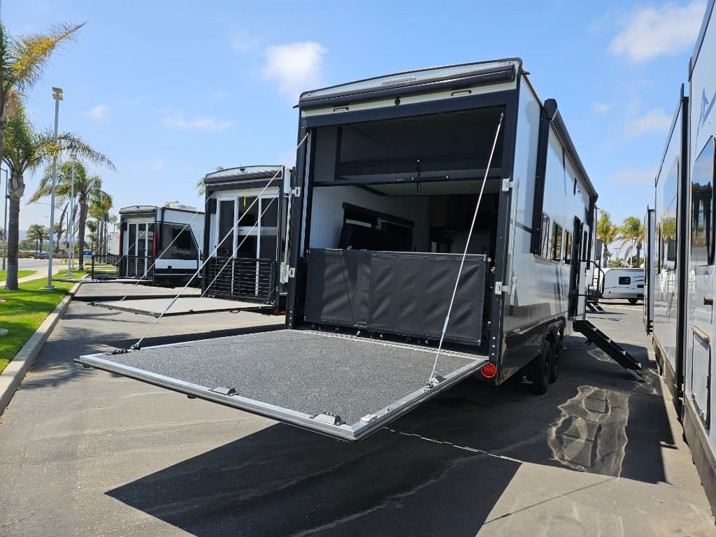 2026 Keystone RV 2026 Keystone RV Raptor Carbon Series - thumbnail 3