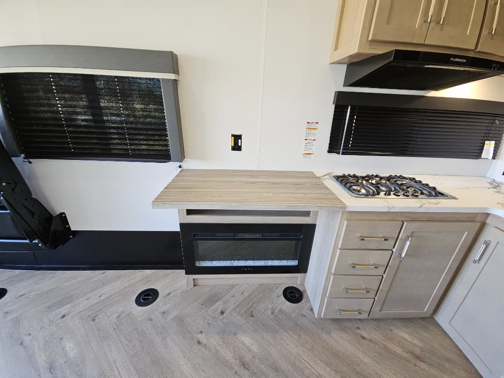 2026 Keystone RV 2026 Keystone RV Raptor Carbon Series - thumbnail 13