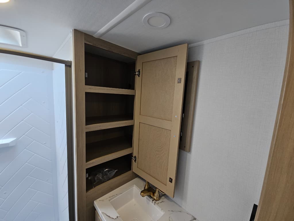 2026 Keystone RV 2026 Keystone RV Raptor Carbon Series - thumbnail 25