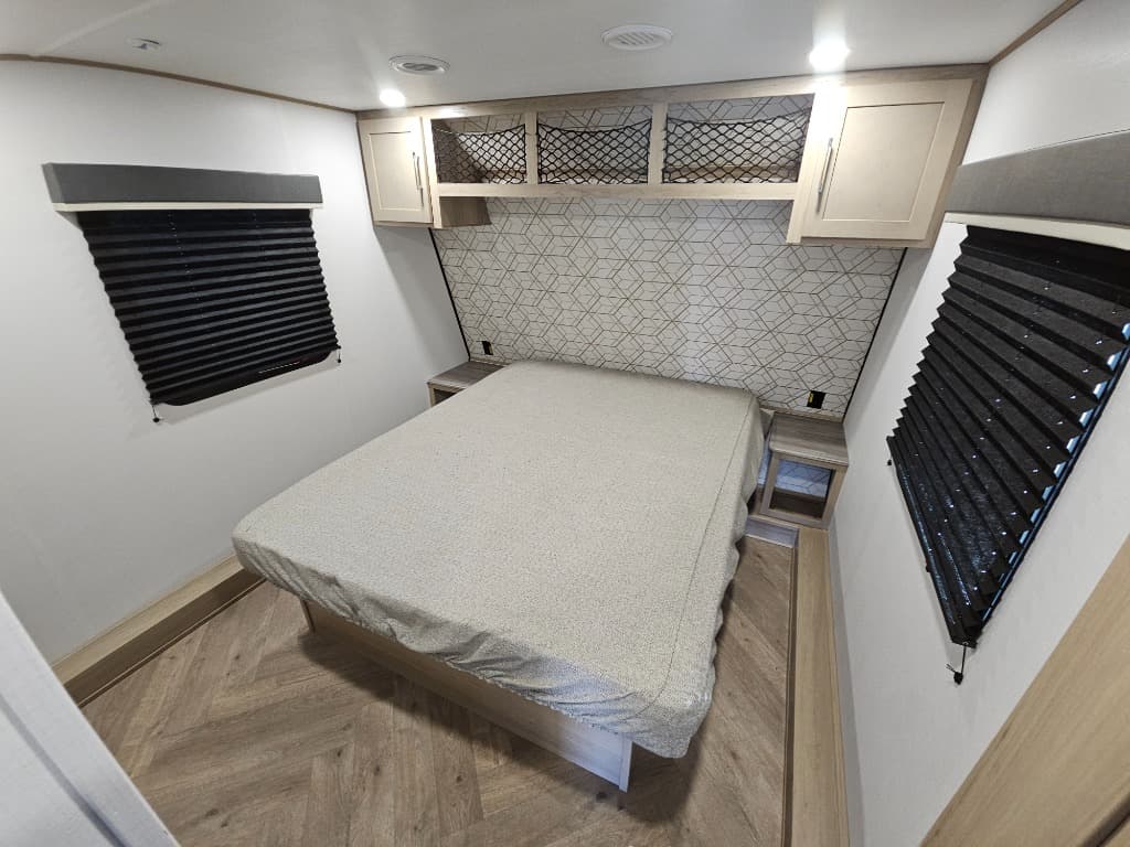 2026 Keystone RV 2026 Keystone RV Raptor Carbon Series - thumbnail 29