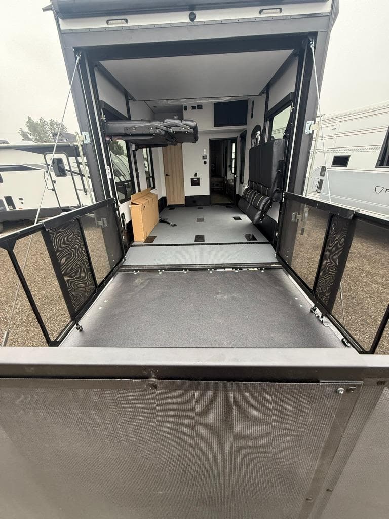 2026 Keystone RV 2026 Keystone RV Raptor Carbon Series - thumbnail 6