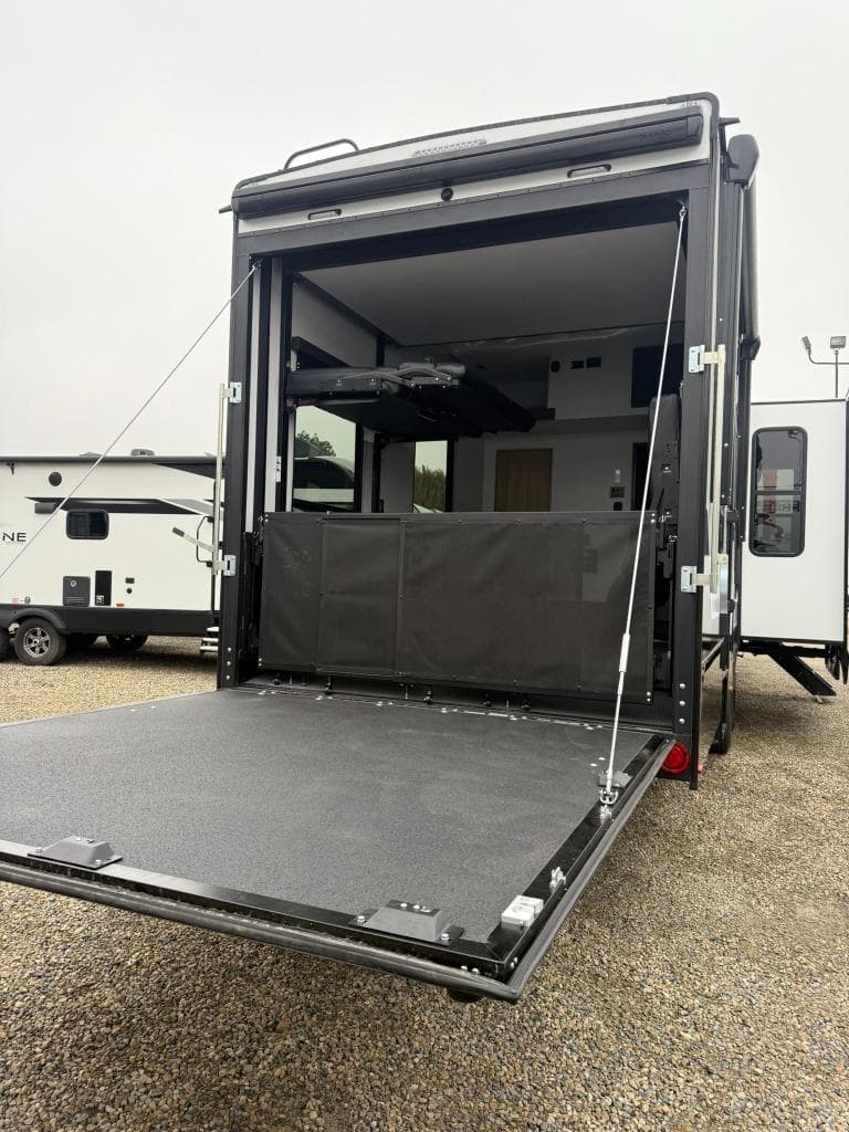 2026 Keystone RV 2026 Keystone RV Raptor Carbon Series - thumbnail 7