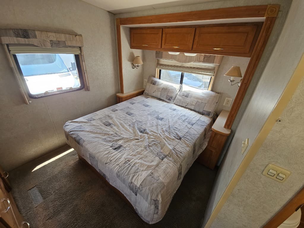 2006 Itasca 2006 Itasca Spirit - thumbnail 35