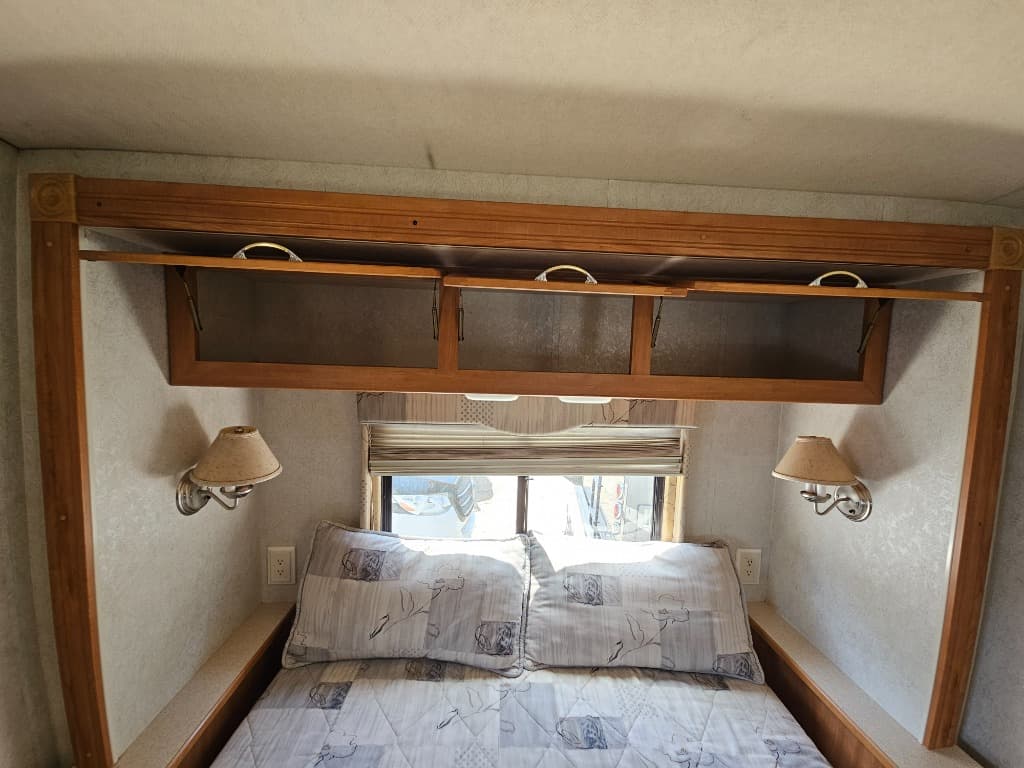 2006 Itasca 2006 Itasca Spirit - thumbnail 38