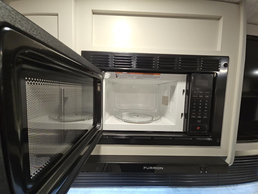 2025 Keystone RV 2025 Keystone RV Cougar Half-Ton - thumbnail 22