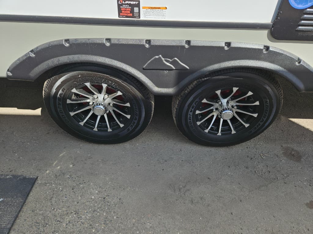 2025 Keystone RV 2025 Keystone RV Cougar Half-Ton - thumbnail 46