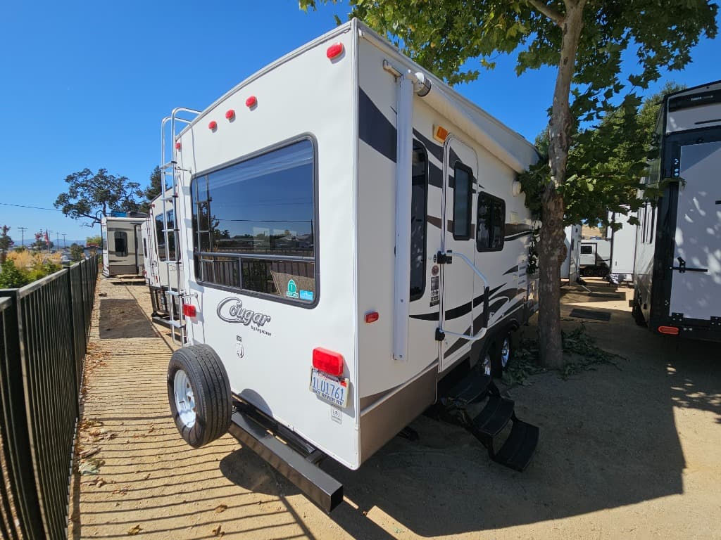 2012 Keystone RV 2012 Keystone RV Cougar Half-Ton - thumbnail 2