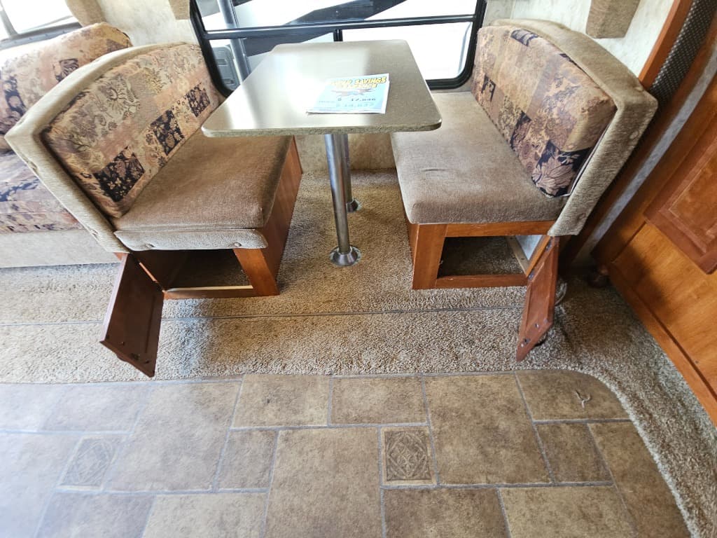 2012 Keystone RV 2012 Keystone RV Cougar Half-Ton - thumbnail 15