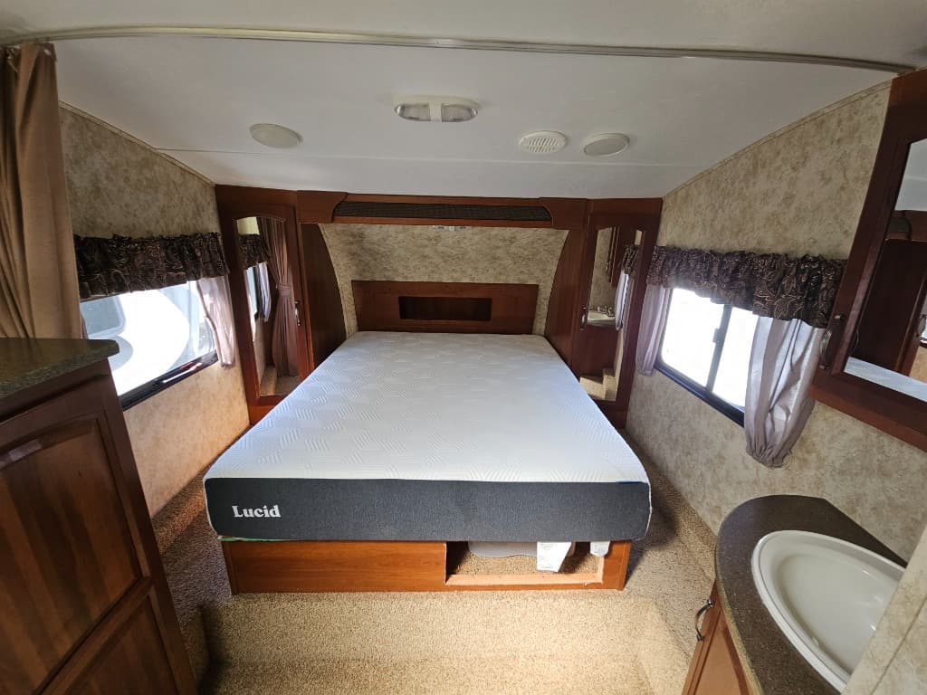 2012 Keystone RV 2012 Keystone RV Cougar Half-Ton - thumbnail 28