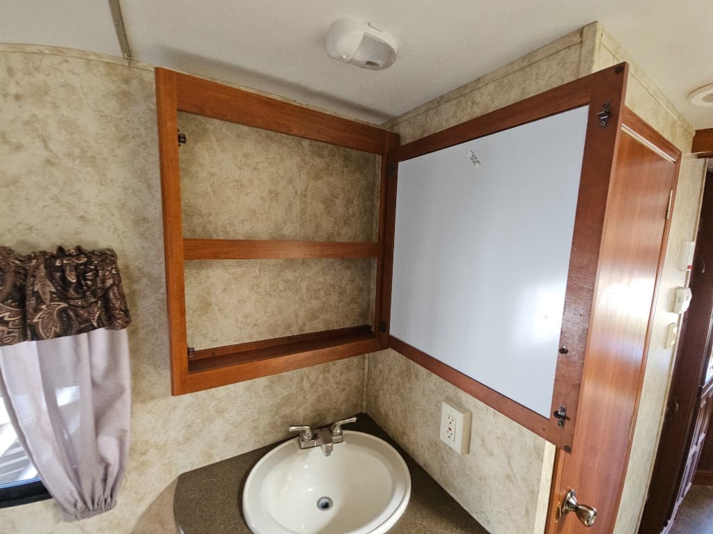 2012 Keystone RV 2012 Keystone RV Cougar Half-Ton - thumbnail 31