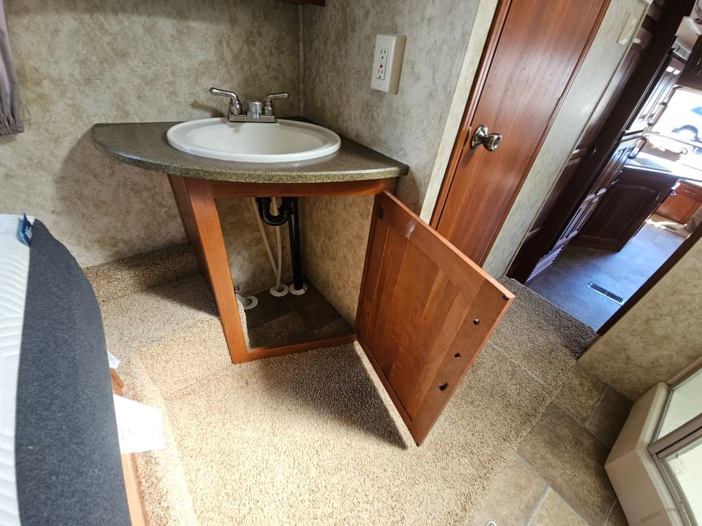 2012 Keystone RV 2012 Keystone RV Cougar Half-Ton - thumbnail 33