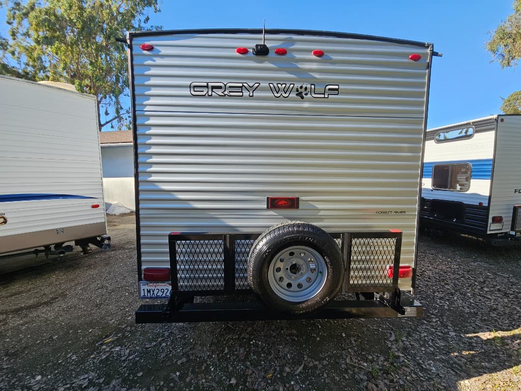 2022 Forest River RV 2022 Forest River RV Cherokee Grey Wolf - thumbnail 4