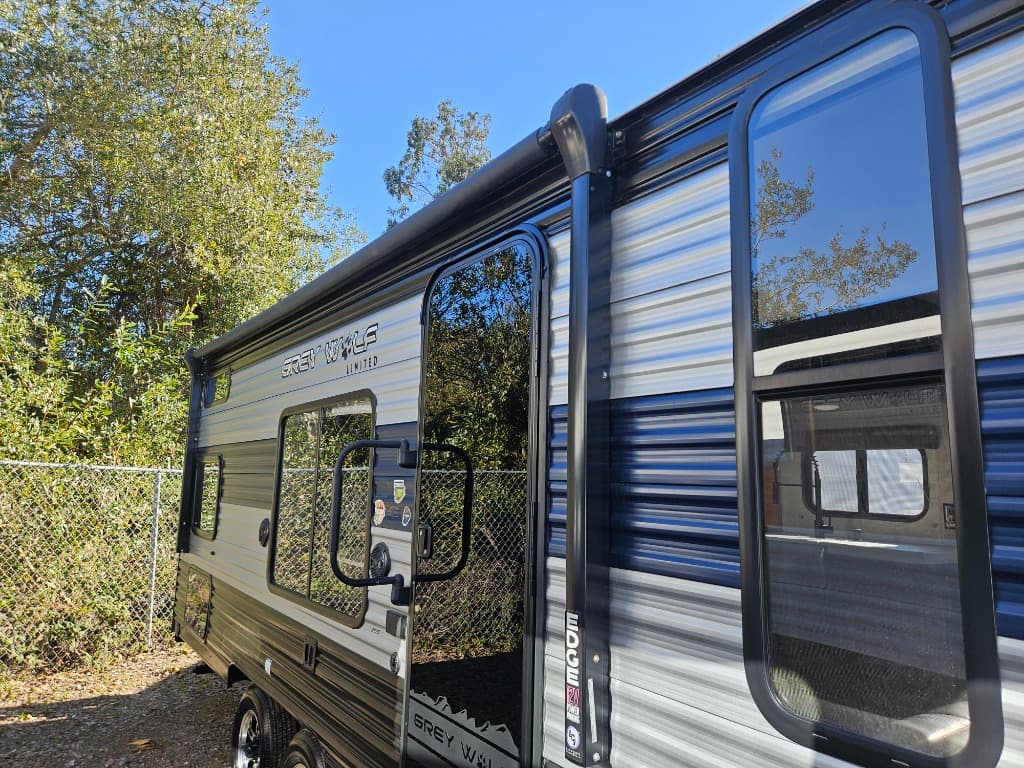 2022 Forest River RV 2022 Forest River RV Cherokee Grey Wolf - thumbnail 35