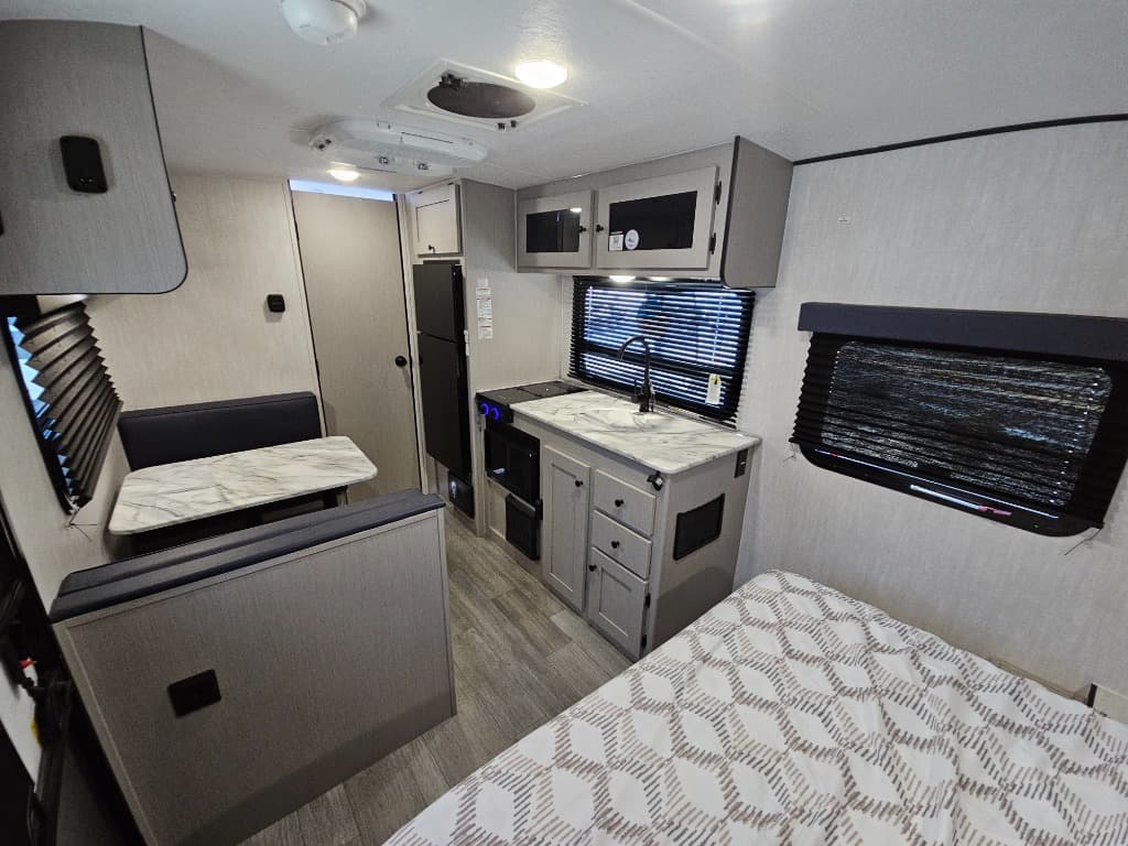 2025 Coachmen 2025 Coachmen Remote - thumbnail 8