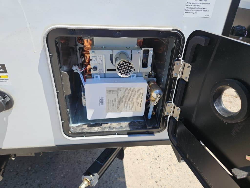 2025 Coachmen 2025 Coachmen Remote - thumbnail 38