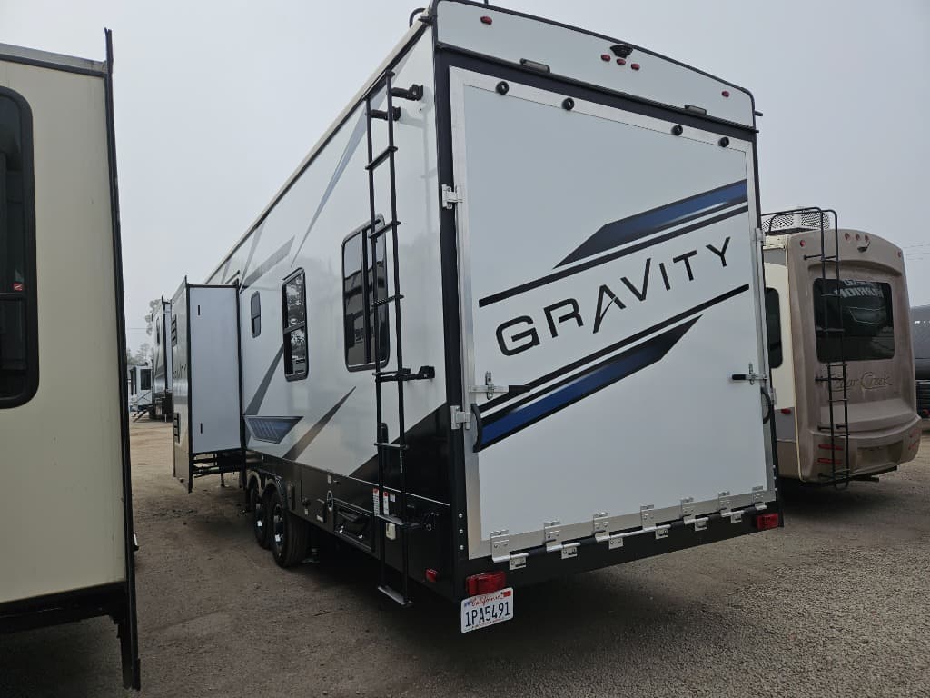 2021 Heartland RV 2021 Heartland RV Gravity - thumbnail 4