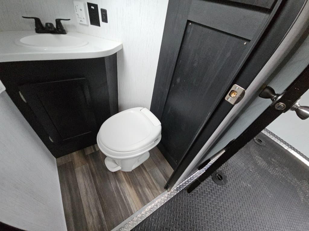 2021 Heartland RV 2021 Heartland RV Gravity - thumbnail 32