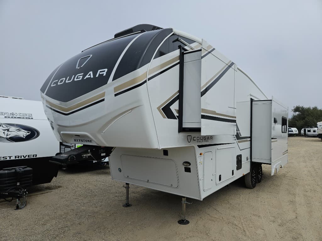 2026 Keystone RV 2026 Keystone RV Cougar Half-Ton - thumbnail 6