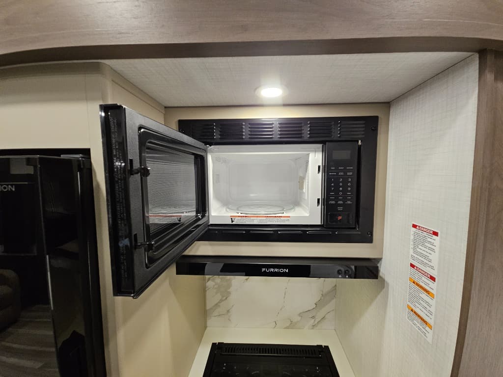 2026 Keystone RV 2026 Keystone RV Cougar Half-Ton - thumbnail 26