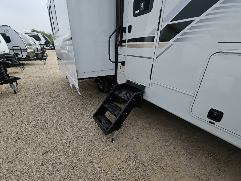 2026 Keystone RV 2026 Keystone RV Cougar Half-Ton - thumbnail 56