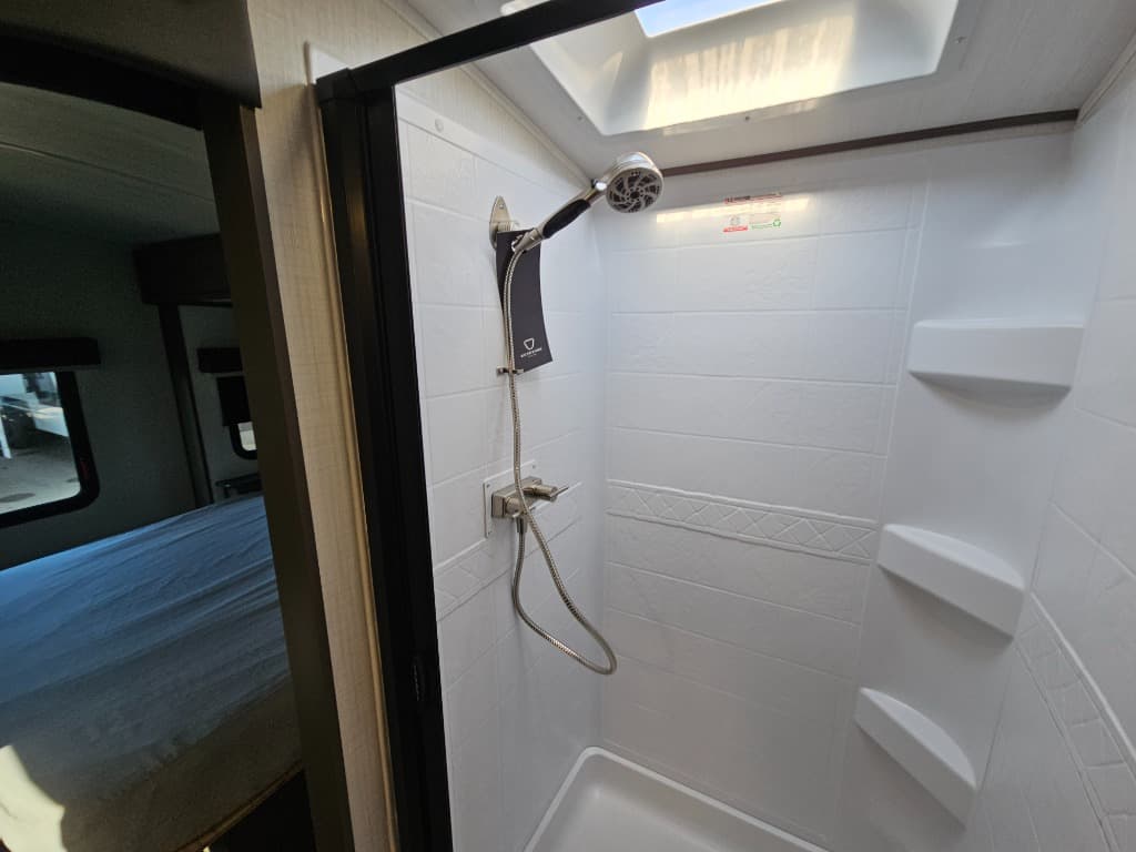 2026 Keystone RV 2026 Keystone RV Cougar Half-Ton - thumbnail 31