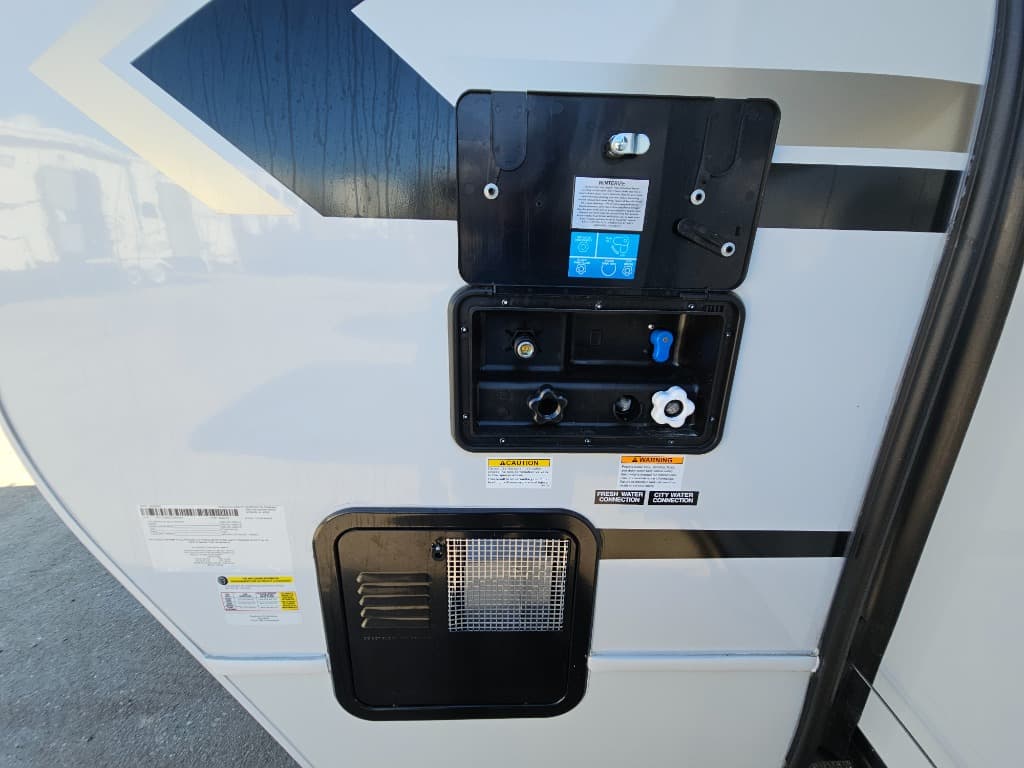 2026 Keystone RV 2026 Keystone RV Cougar Half-Ton - thumbnail 56