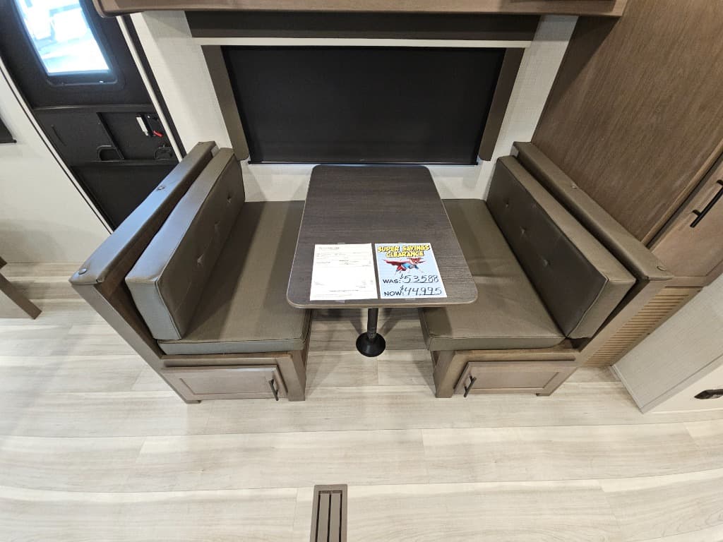 2026 Keystone RV 2026 Keystone RV Cougar Half-Ton - thumbnail 13