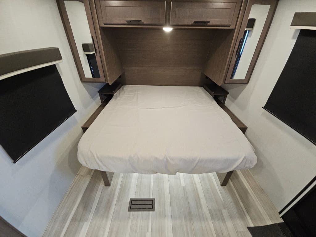 2026 Keystone RV 2026 Keystone RV Cougar Half-Ton - thumbnail 30