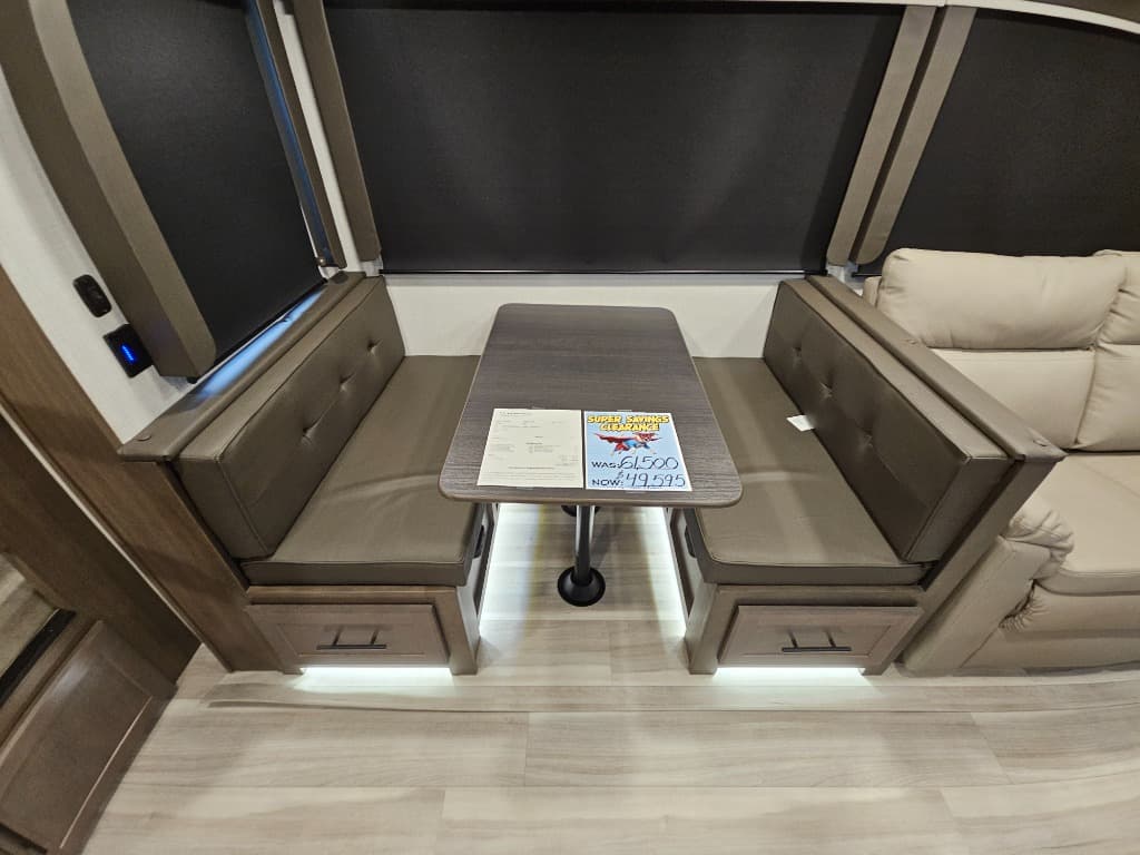 2026 Keystone RV 2026 Keystone RV Cougar Half-Ton - thumbnail 13