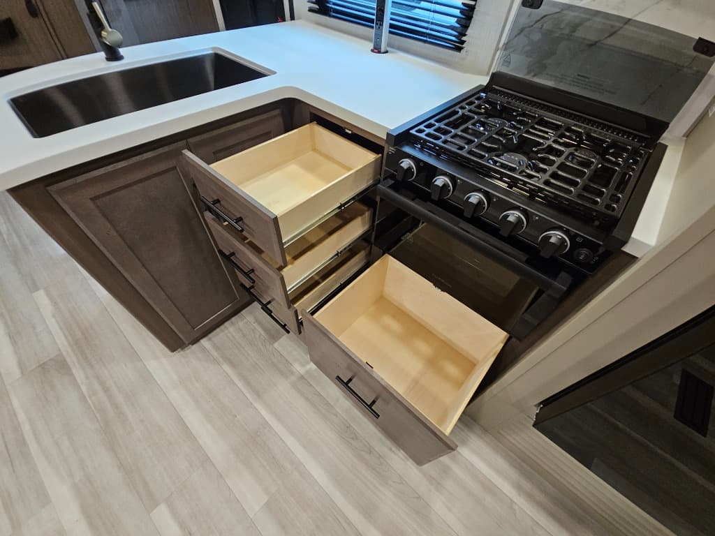 2026 Keystone RV 2026 Keystone RV Cougar Half-Ton - thumbnail 23