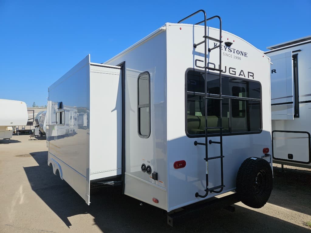 2026 Keystone RV 2026 Keystone RV Cougar Half-Ton - thumbnail 5