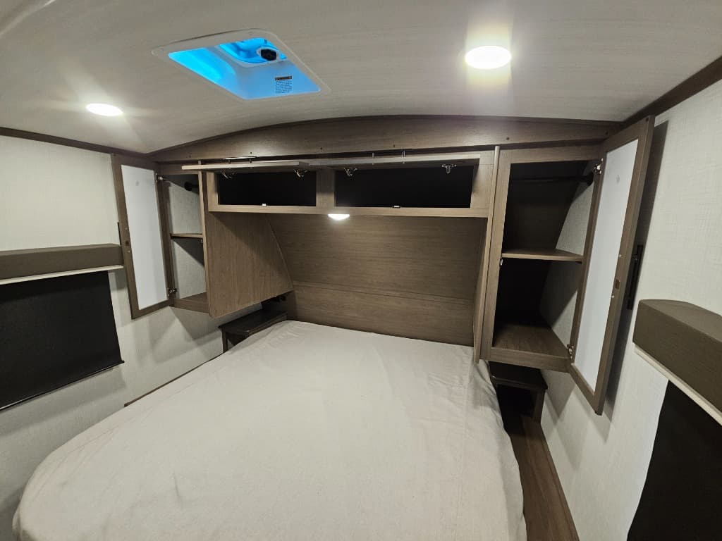 2026 Keystone RV 2026 Keystone RV Cougar Half-Ton - thumbnail 46