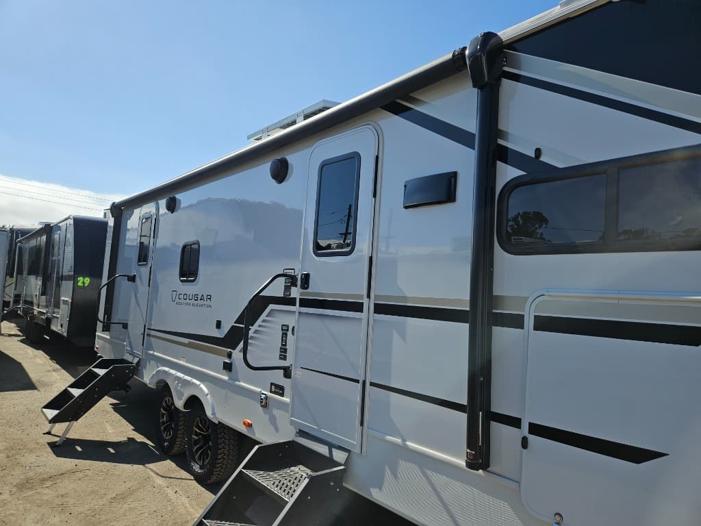 2026 Keystone RV 2026 Keystone RV Cougar Half-Ton - thumbnail 47