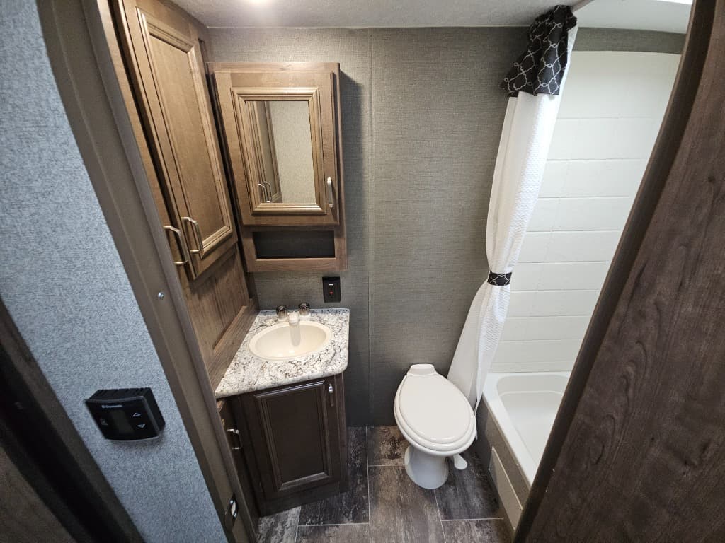 2019 Keystone RV 2019 Keystone RV Passport Express - thumbnail 26