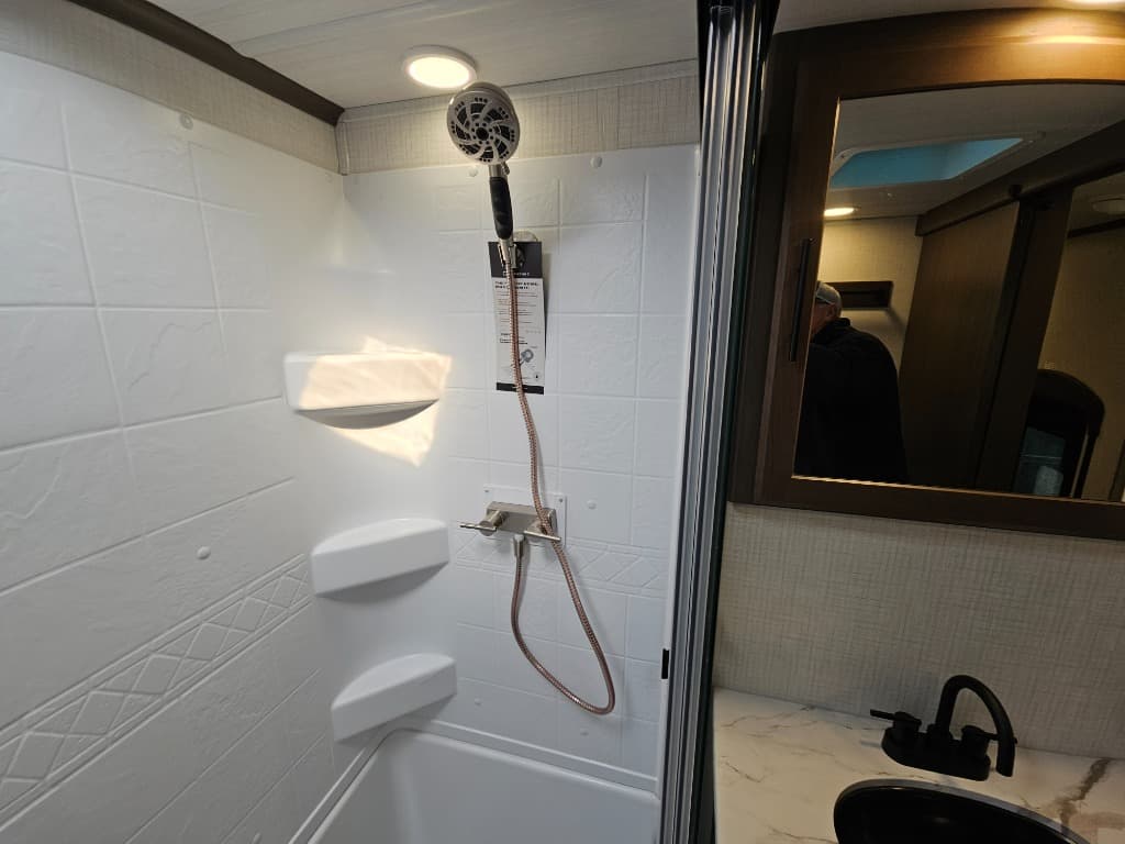 2026 Keystone RV 2026 Keystone RV Cougar Half-Ton - thumbnail 38