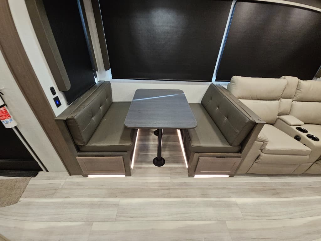 2026 Keystone RV 2026 Keystone RV Cougar - thumbnail 12