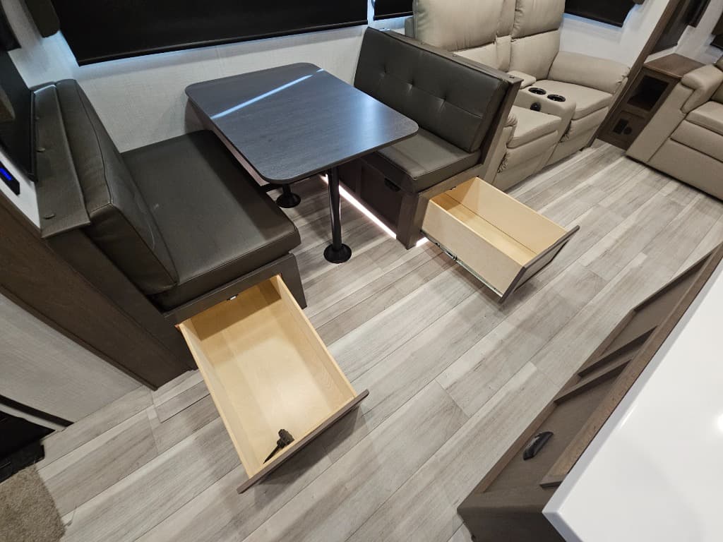 2026 Keystone RV 2026 Keystone RV Cougar - thumbnail 13