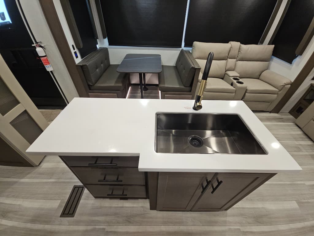 2026 Keystone RV 2026 Keystone RV Cougar - thumbnail 32