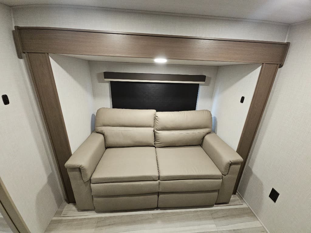 2026 Keystone RV 2026 Keystone RV Cougar - thumbnail 36