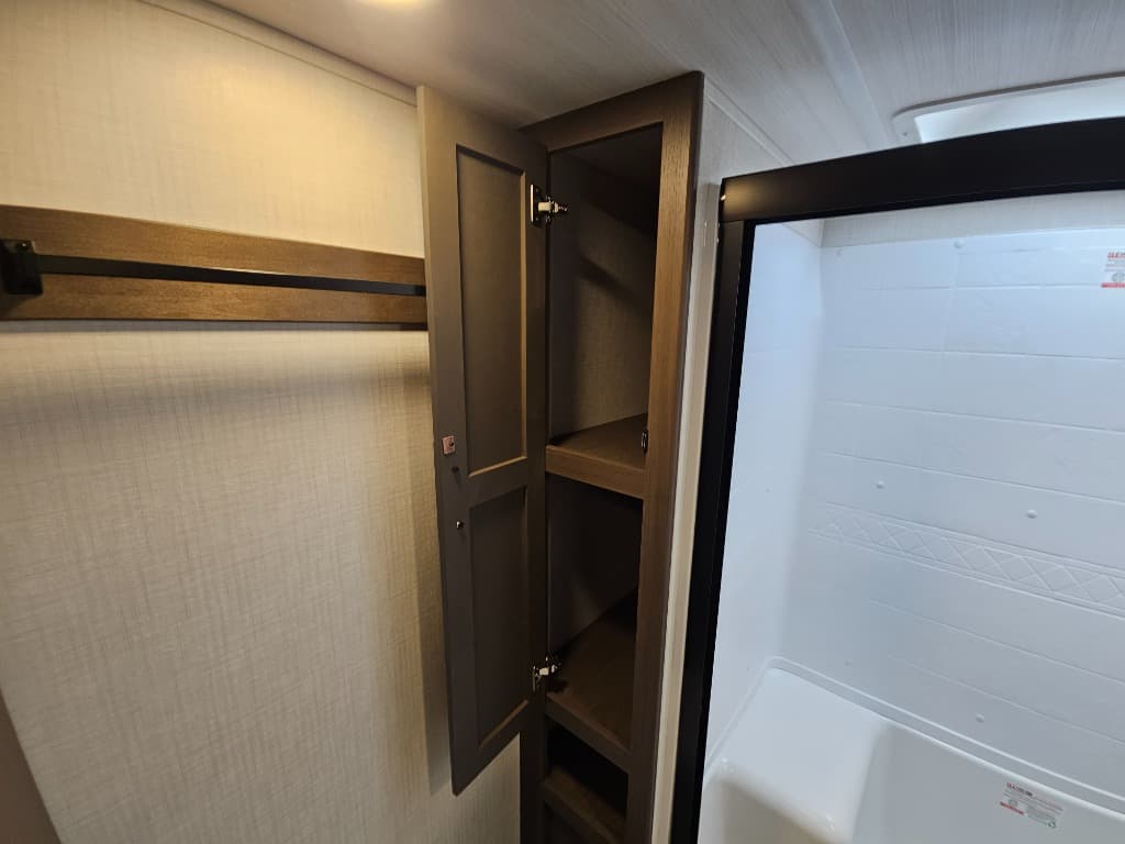 2026 Keystone RV 2026 Keystone RV Cougar - thumbnail 43