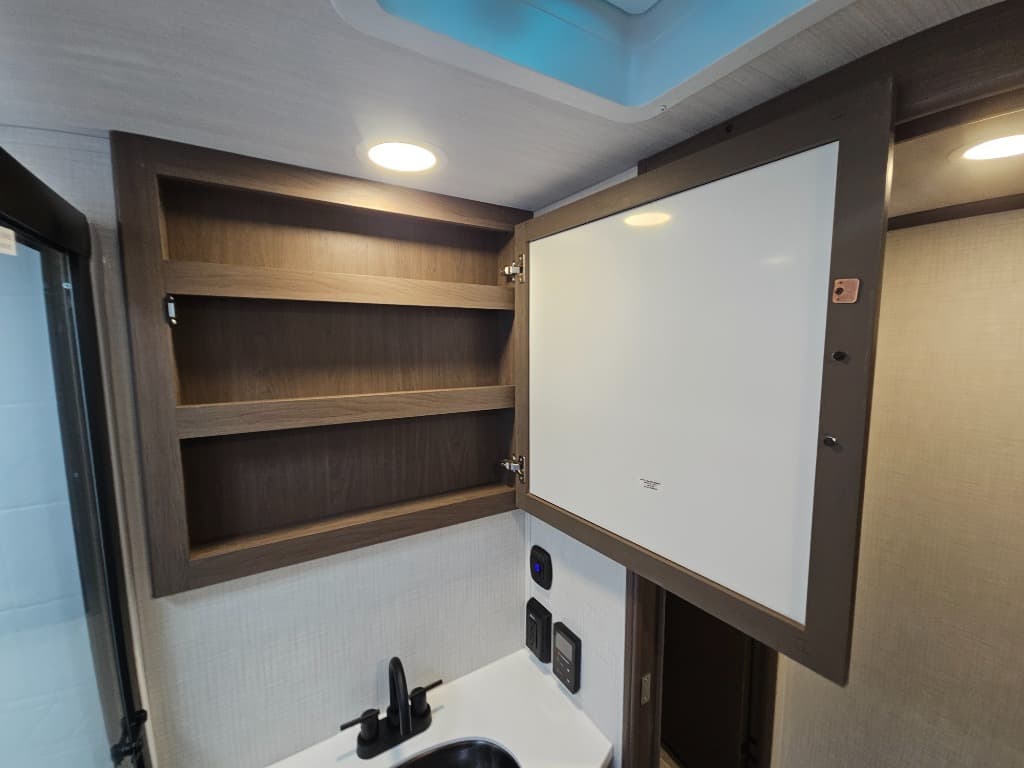 2026 Keystone RV 2026 Keystone RV Cougar - thumbnail 47