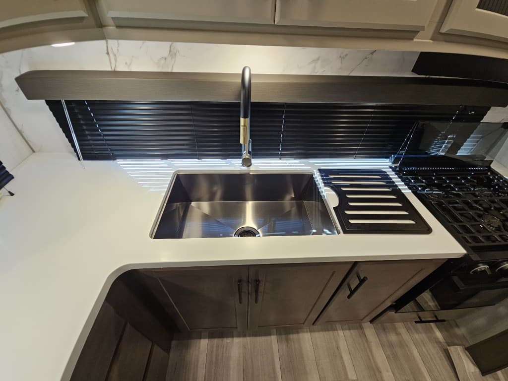 2026 Keystone RV 2026 Keystone RV Cougar Half-Ton - thumbnail 15