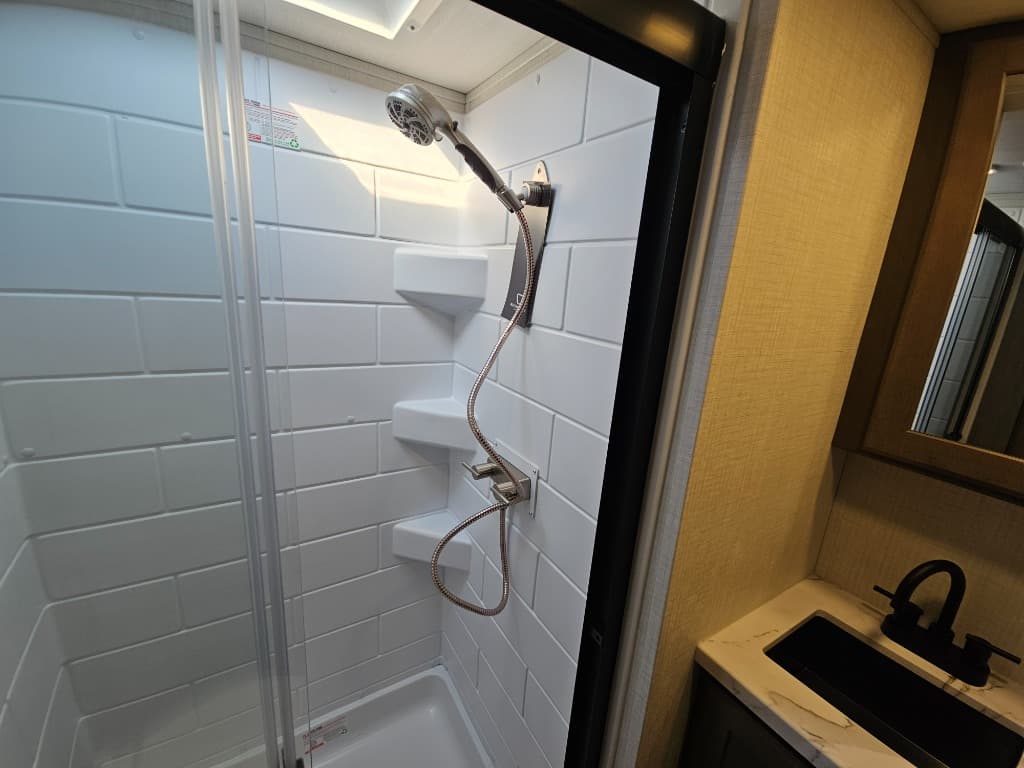 2026 Keystone RV 2026 Keystone RV Cougar Half-Ton - thumbnail 28