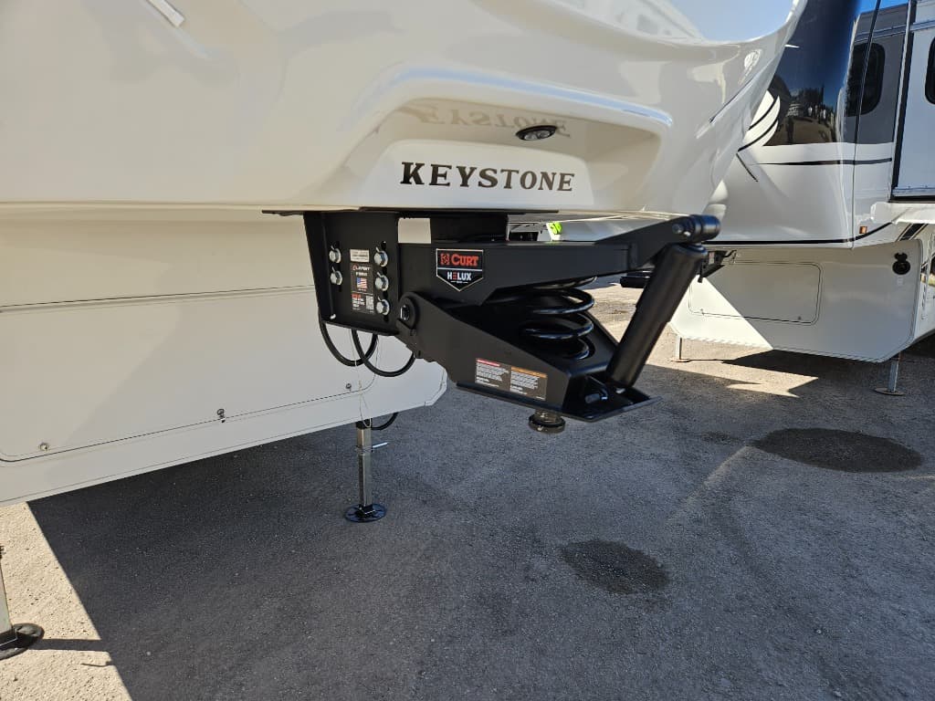 2026 Keystone RV 2026 Keystone RV Cougar Half-Ton - thumbnail 39