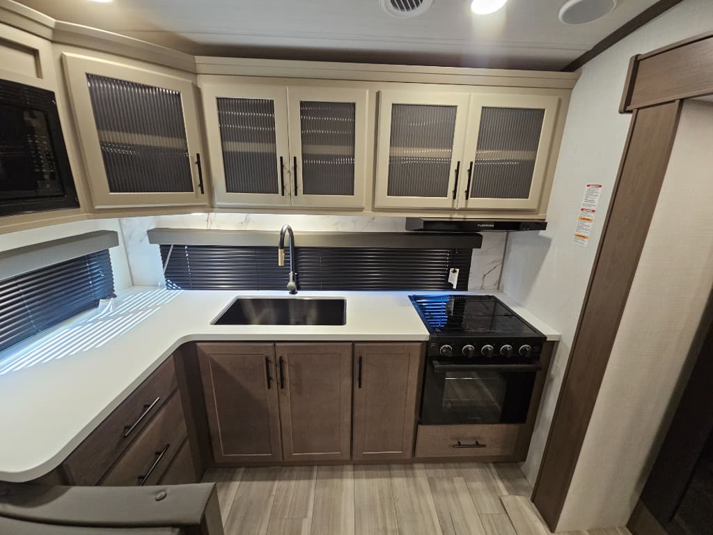2026 Keystone RV 2026 Keystone RV Cougar Half-Ton - thumbnail 14